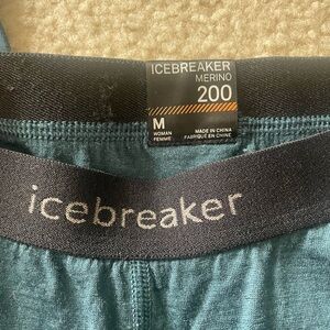 Icebreaker Women's Merino Wool 200 size M Teal